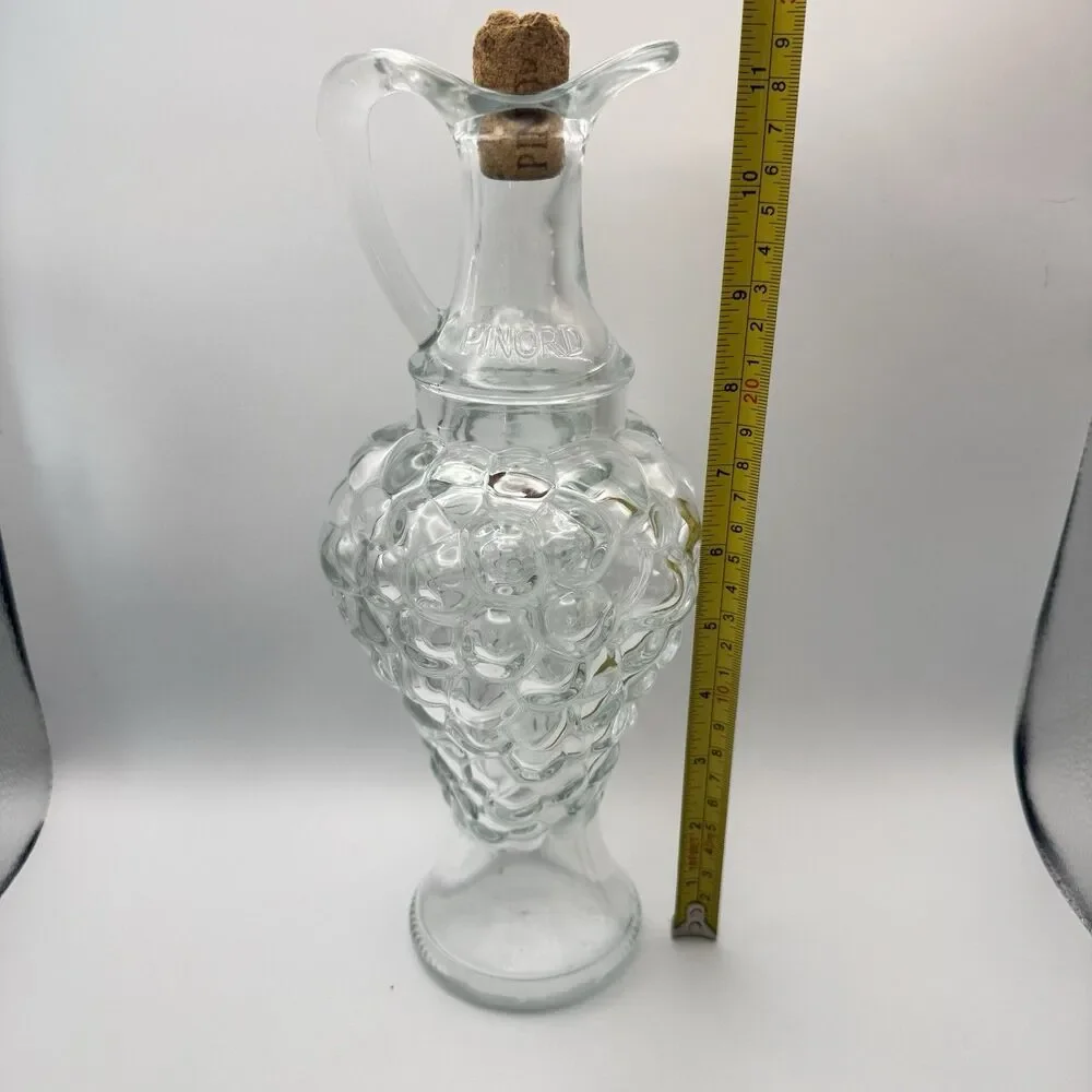 Vintage Pinord Moscatel Grape Cluster Clear Glass Decanter Wine Pitcher 11” Cork